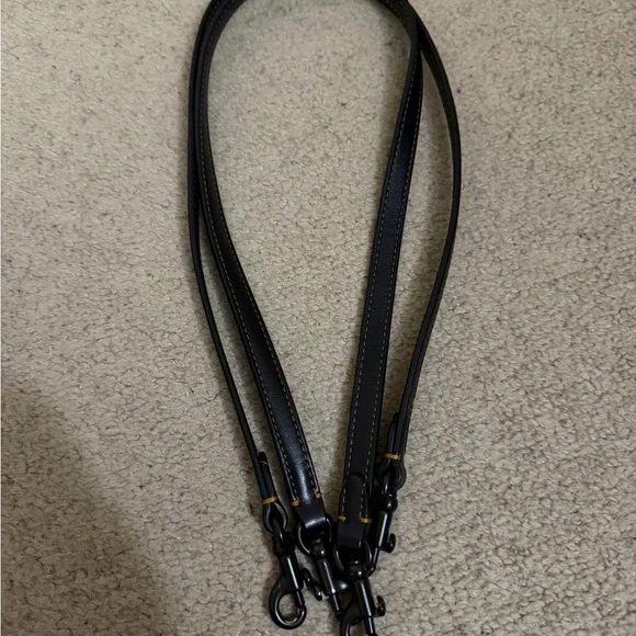 Coach Rogue Tote - Picture 16 of 17